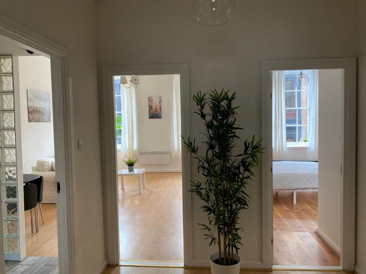 Lovely 1-Bed Apartment In Glasgow Merchant City Buitenkant foto